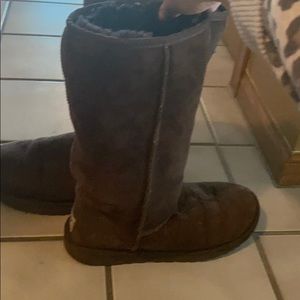 Tall brown Uggs